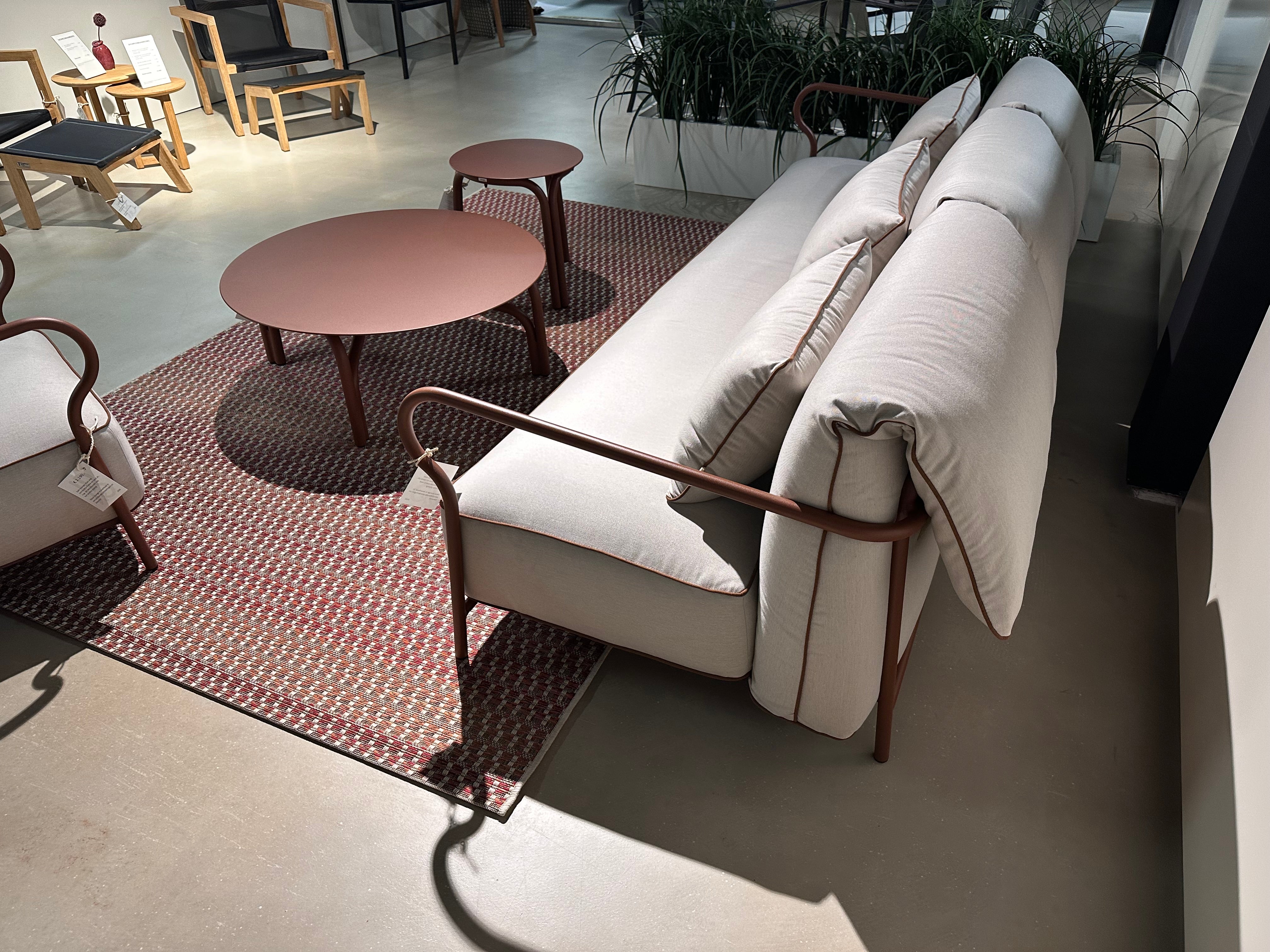 Unopiu, Salo loungeset showroomaanbieding