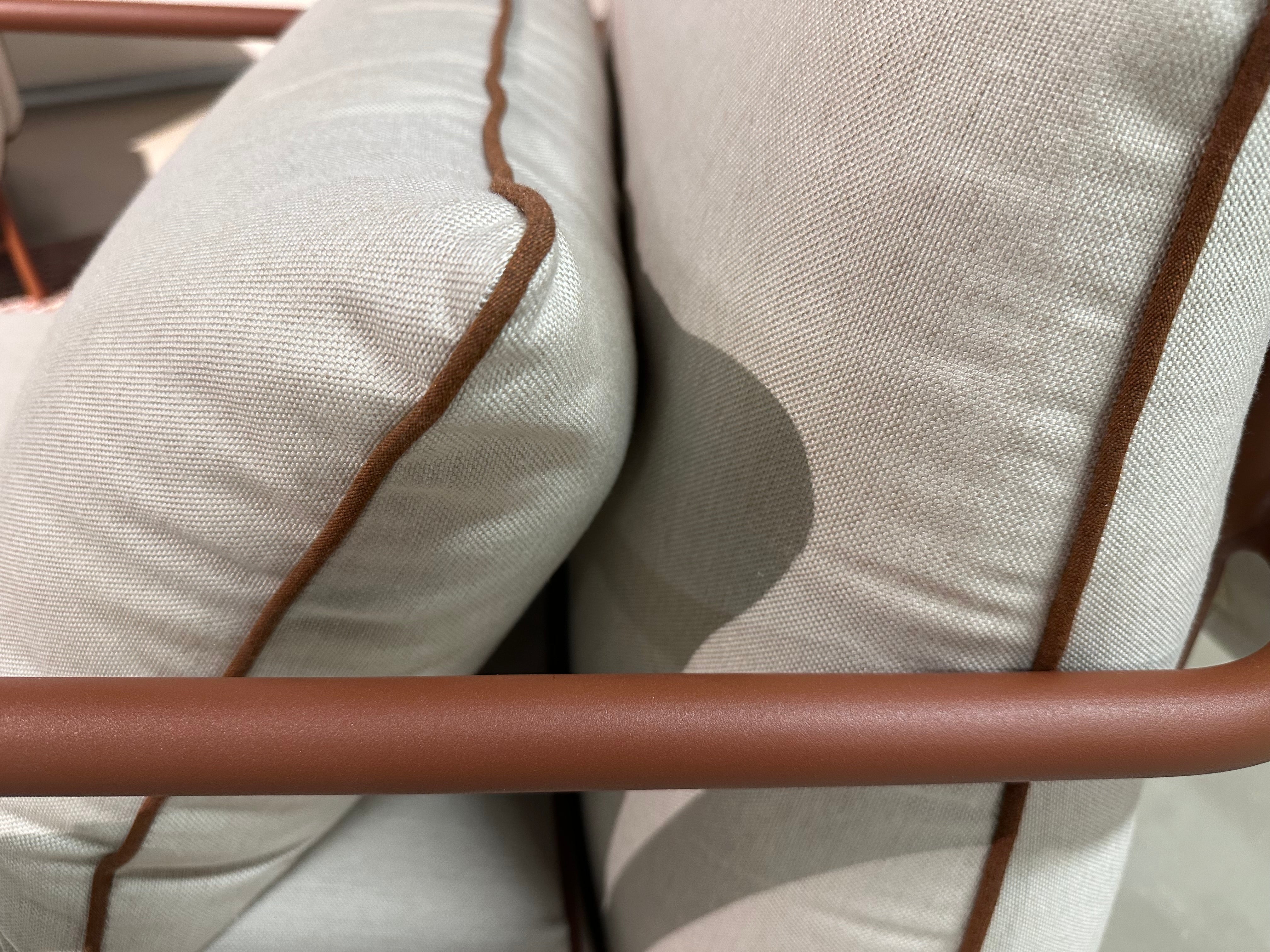 Unopiu, Salo loungeset showroomaanbieding