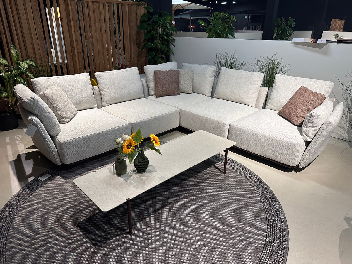 Todus, Kori loungeset showroomaanbieding