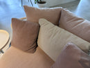 Todus, Baza lounge chair showroomaanbieding