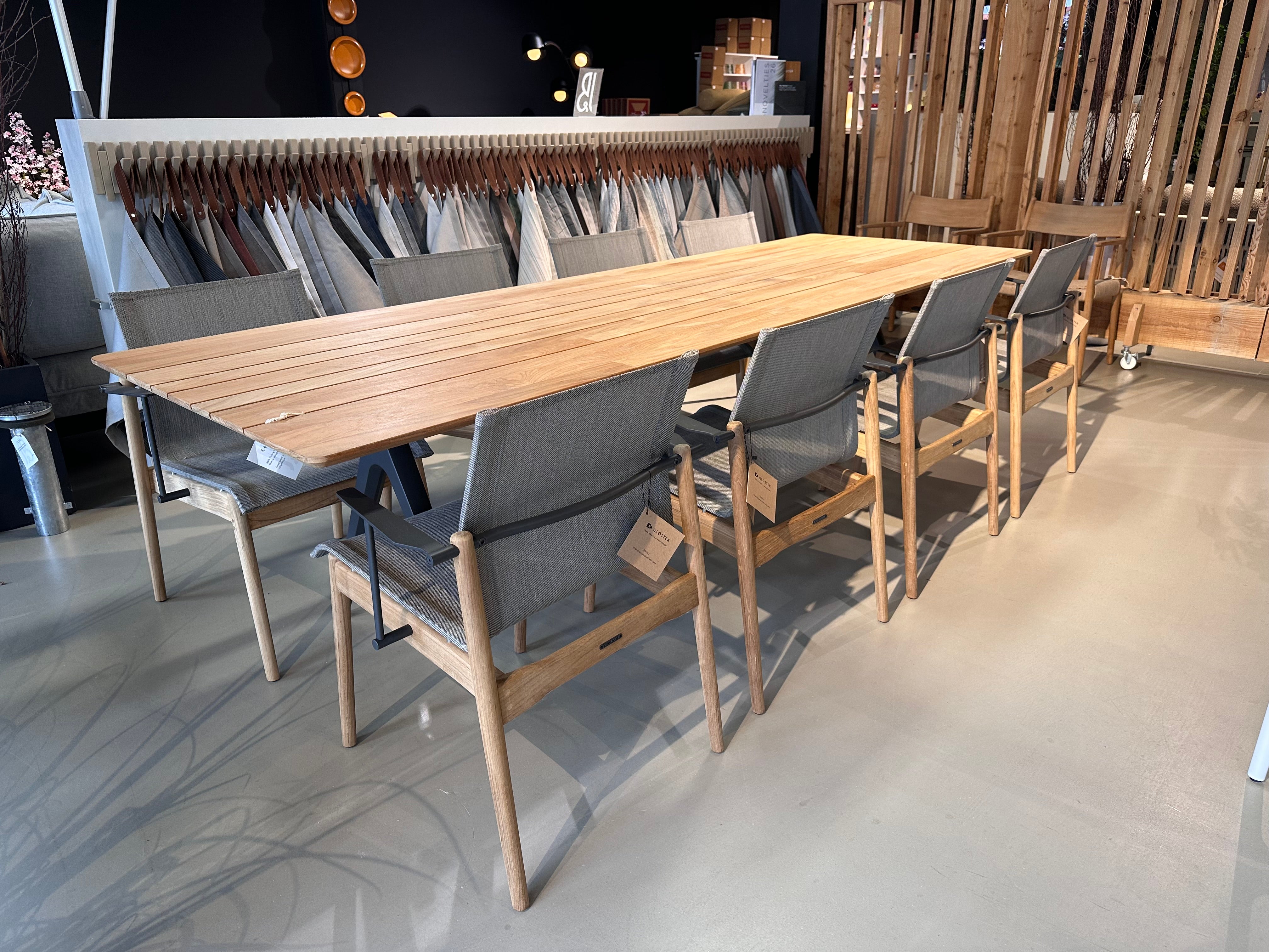 Gloster, Split - Sway diningset showroomaanbieding