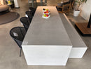 Net-echt, Brutus diningset showroomaanbieding