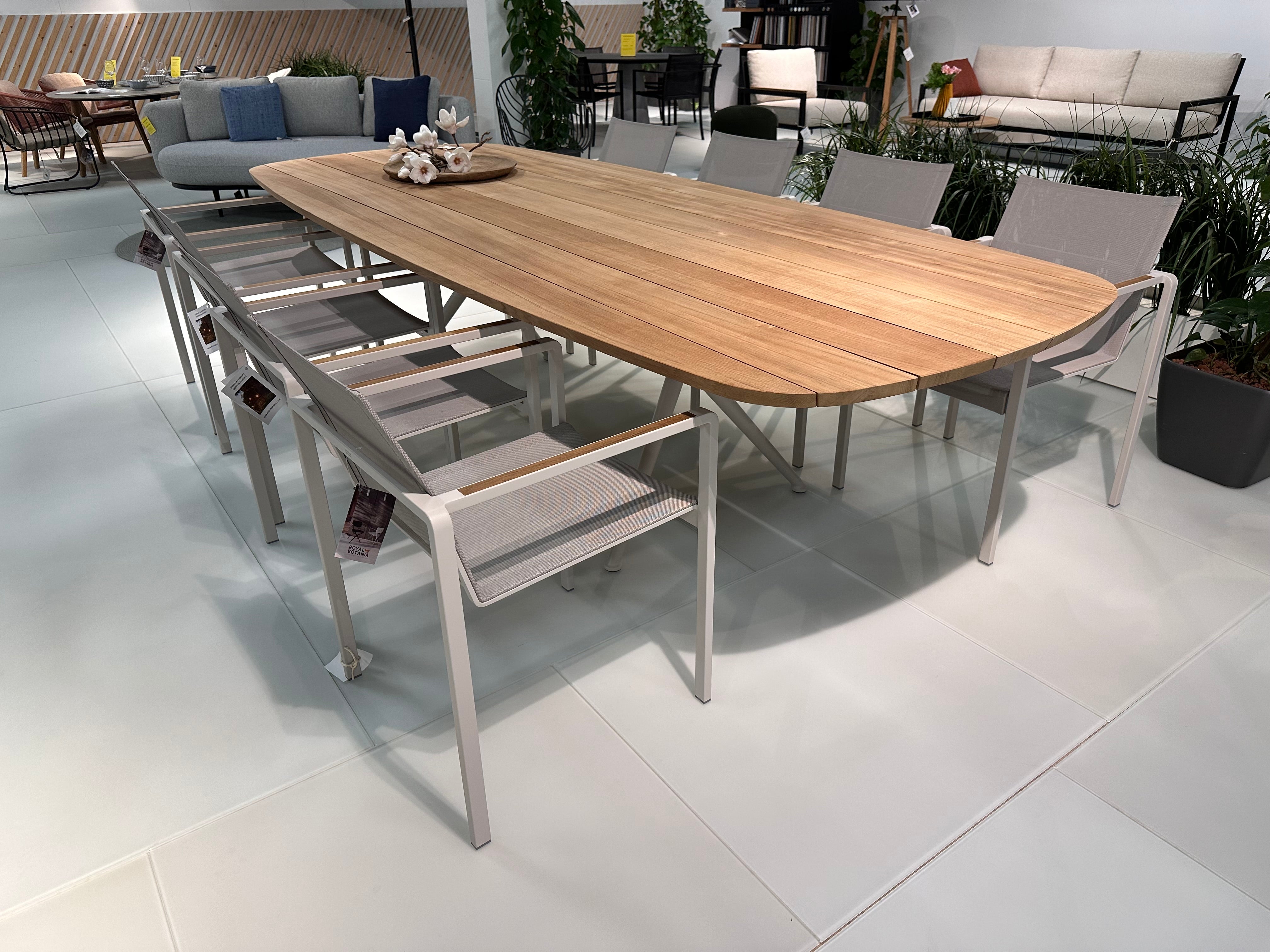 Royal Botania, Exes - Alura diningset showroomaanbieding