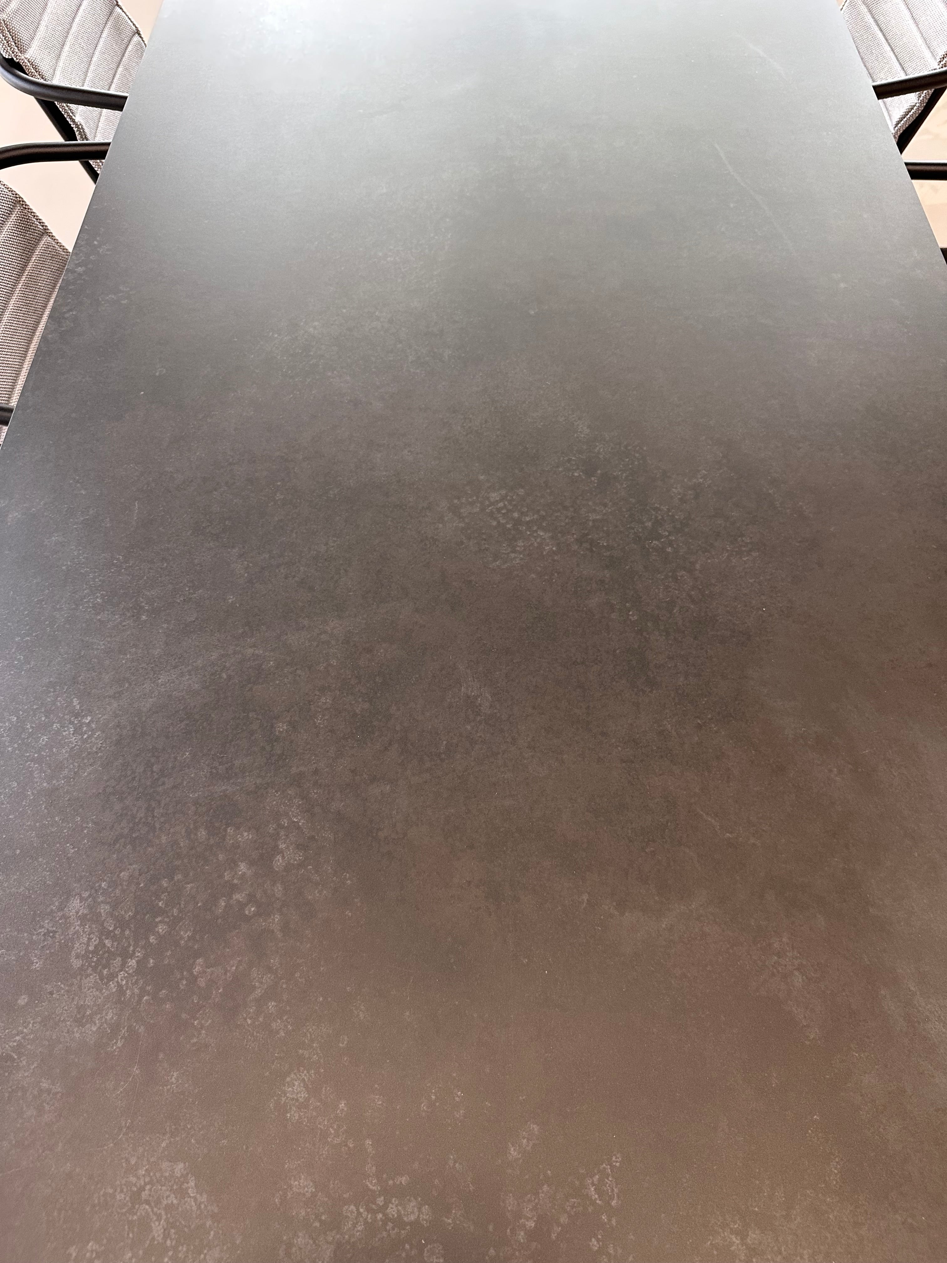 Todus, Starling barset showroomaanbieding