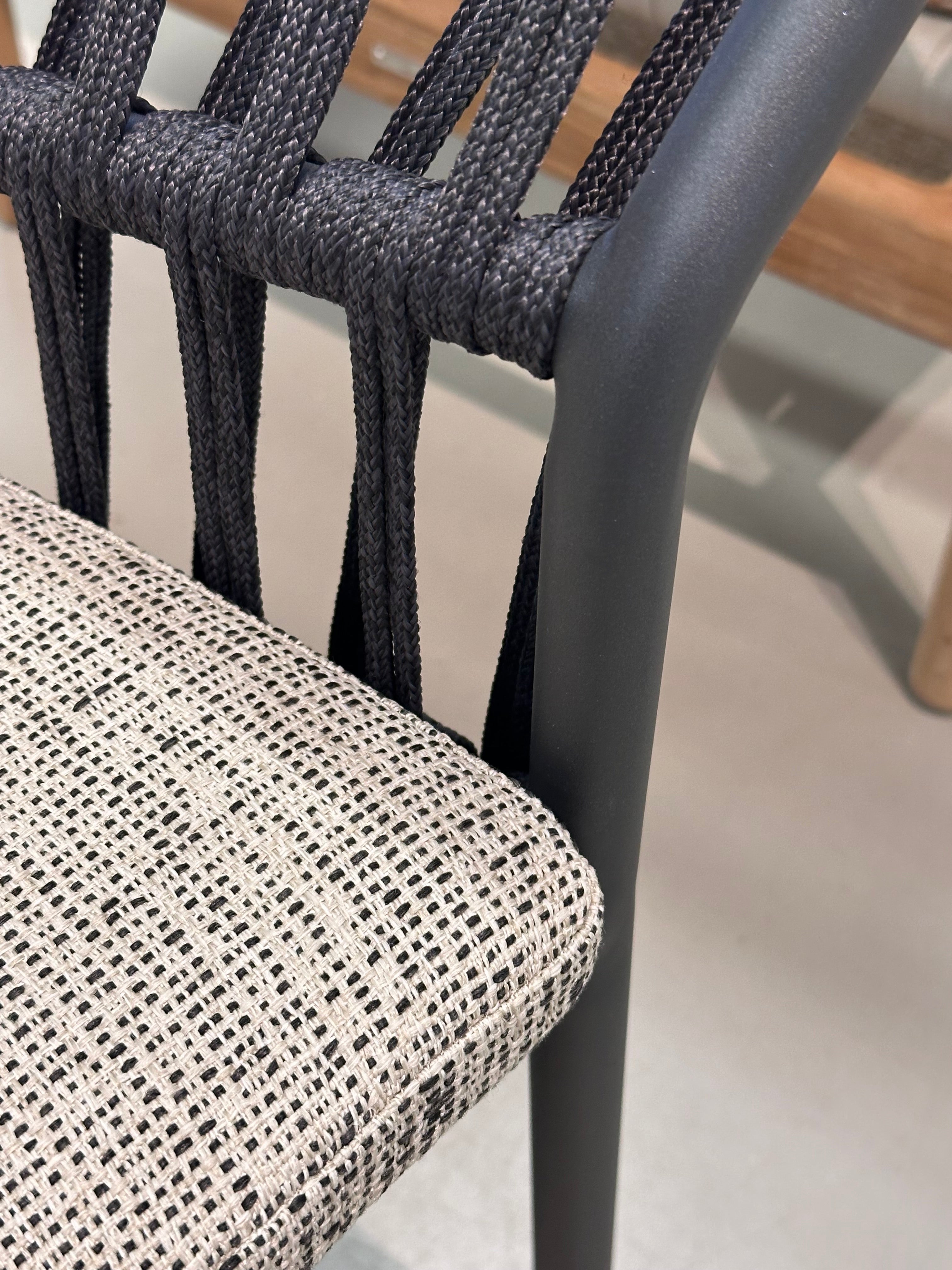 Gloster, Split / Tofino diningset showroomaanbieding