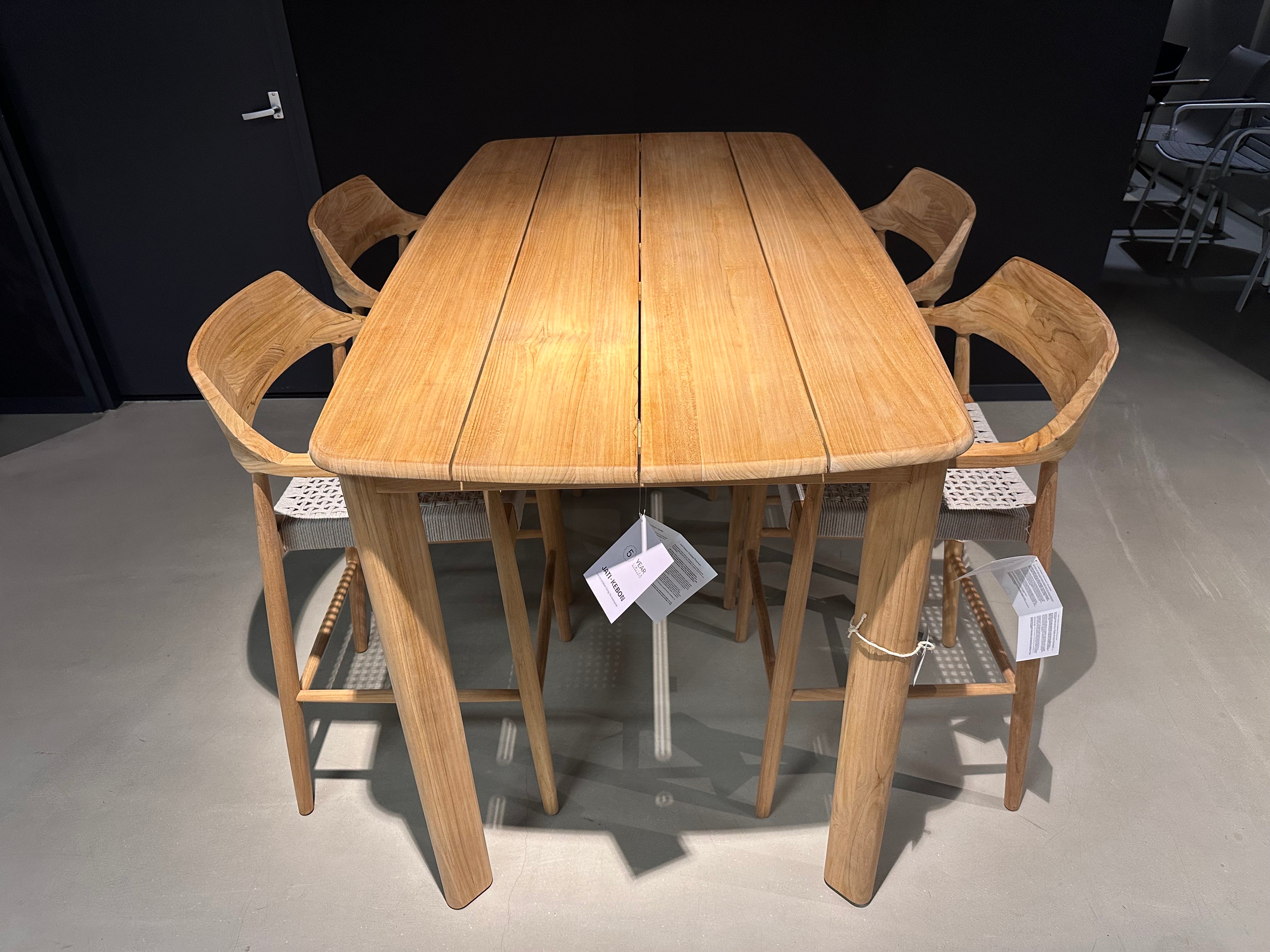 Jati-Kebon, Tofino teak barset showroomaanbieding