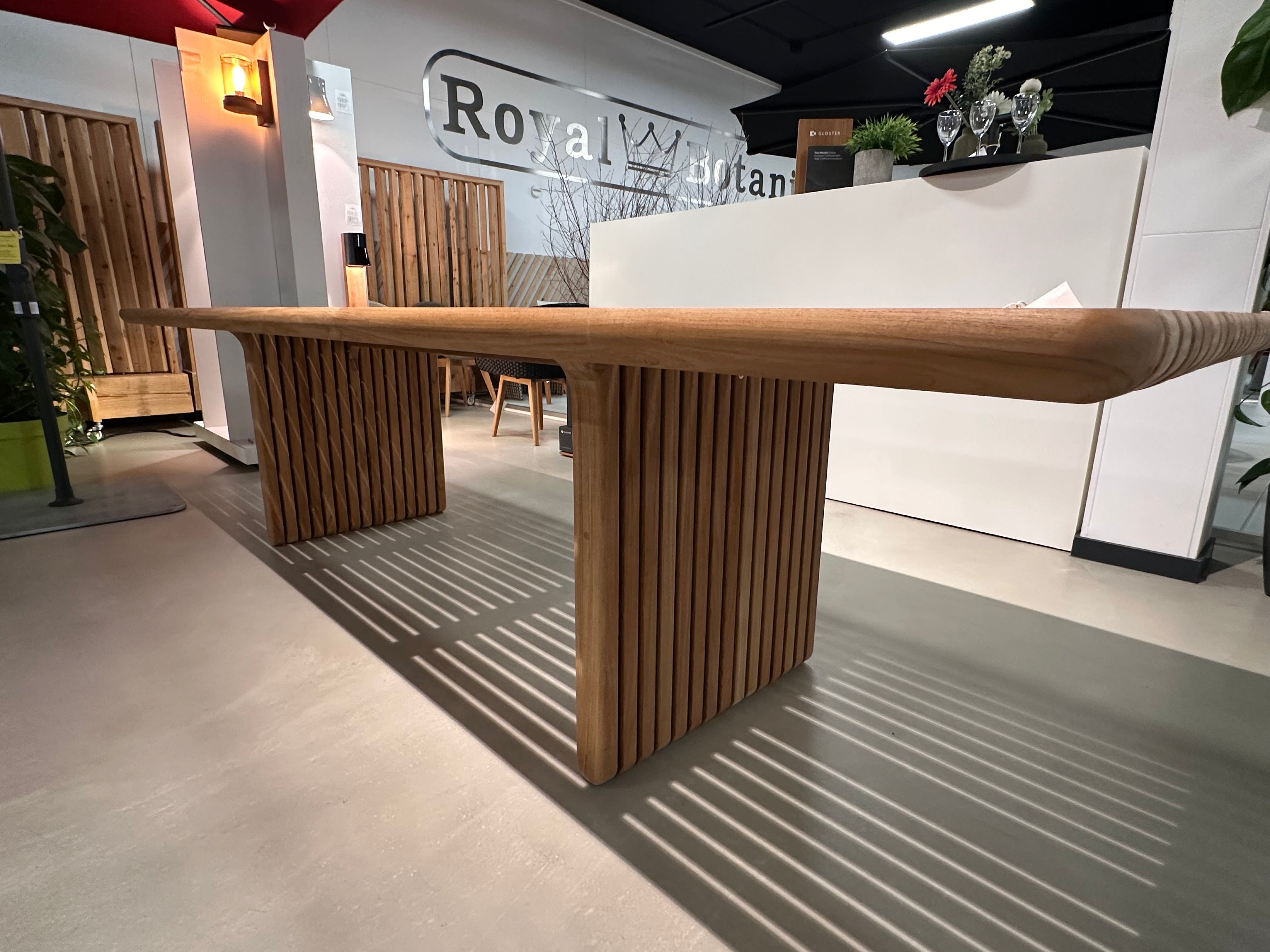 Gloster, Deck diningset showroomaanbieding