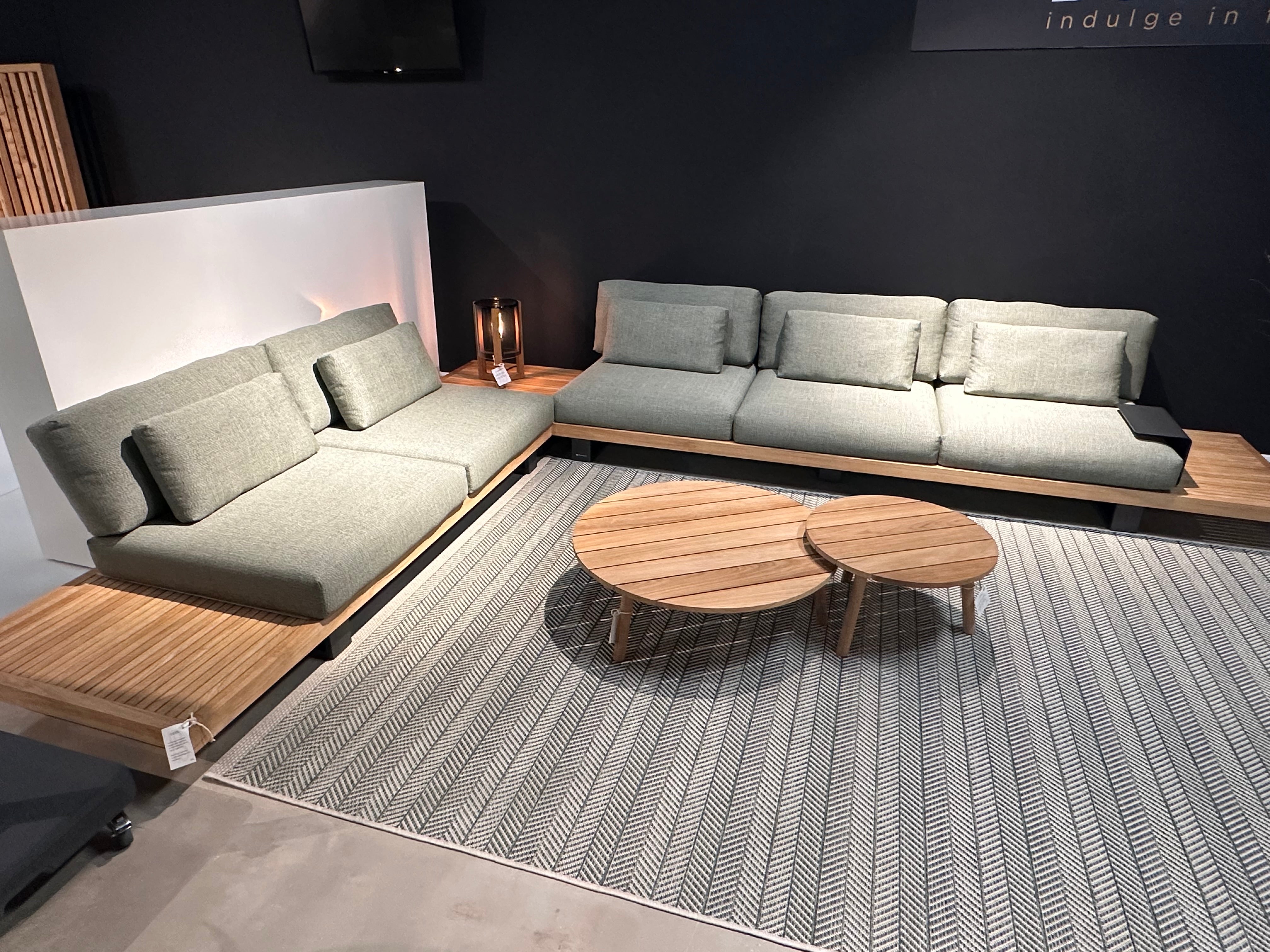 Jati & Kebon, Truro loungeset showroomaanbieding