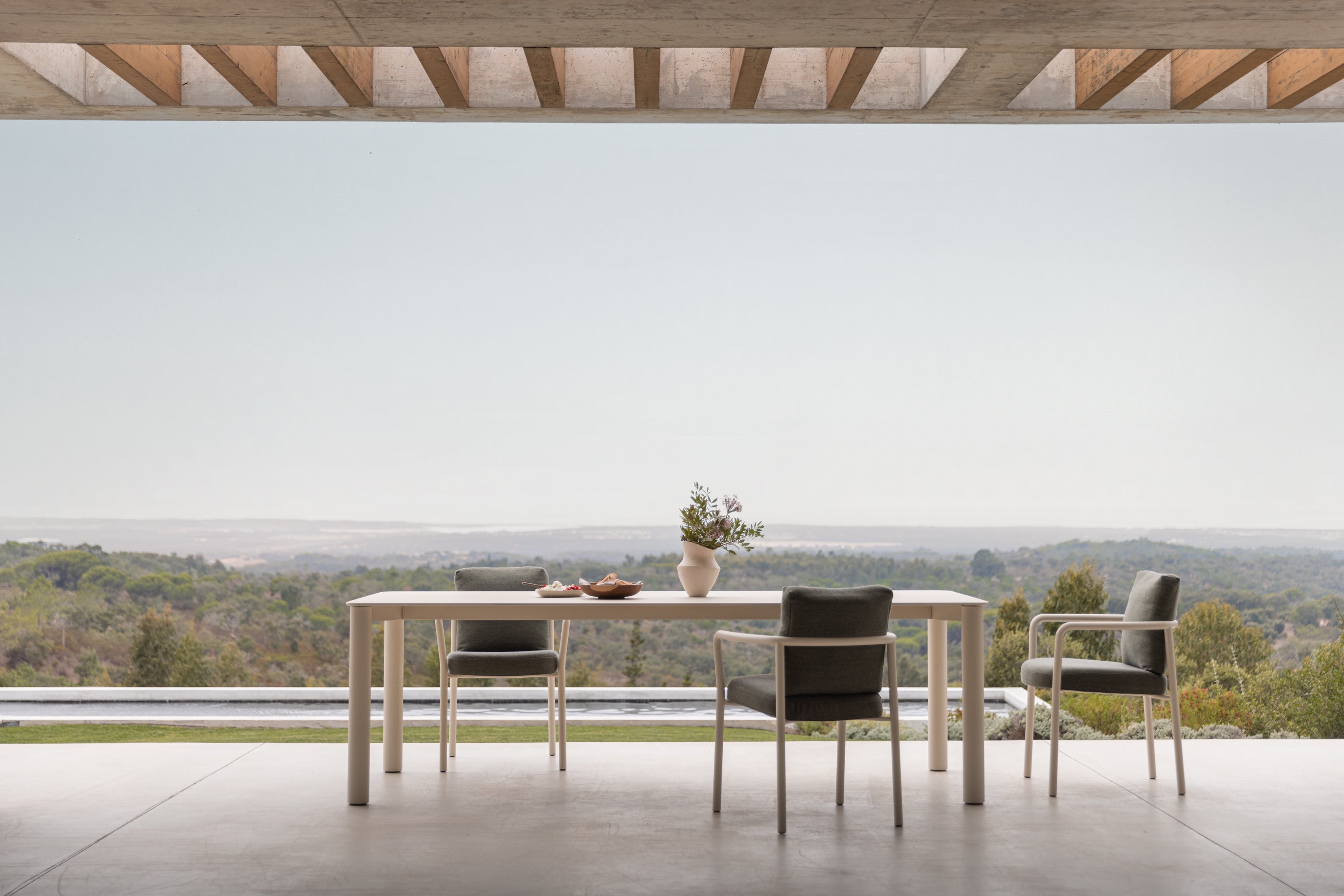 Todus Kori dining armstoel. Meerdere kleuren mogelijk.