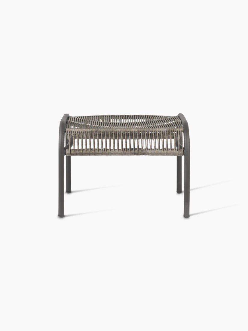 Vincent Sheppard Loop voetenbank, verkrijgbaar in meerdere kleuren.