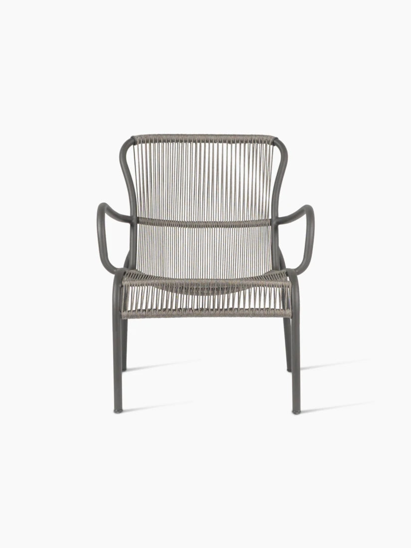 Vincent Sheppard Loop loungestoel, verkrijgbaar in meerdere kleuren.