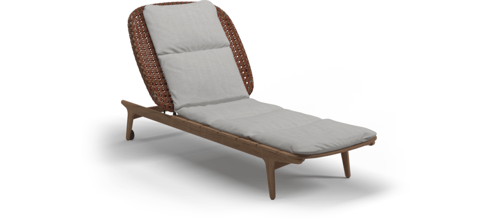 Gloster Ligbedden Gloster Kay lounger, verkrijgbaar in 3 verschillende soorten stofferingen en een hele range aan kleuren.