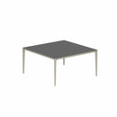 Royal Botania Tafel Gepoedercoat aluminium Pebble / Zwart Royal Botania U-nite Tafel 150x150x75cm. Diverse kleuren frames en tafelbladen mogelijk.