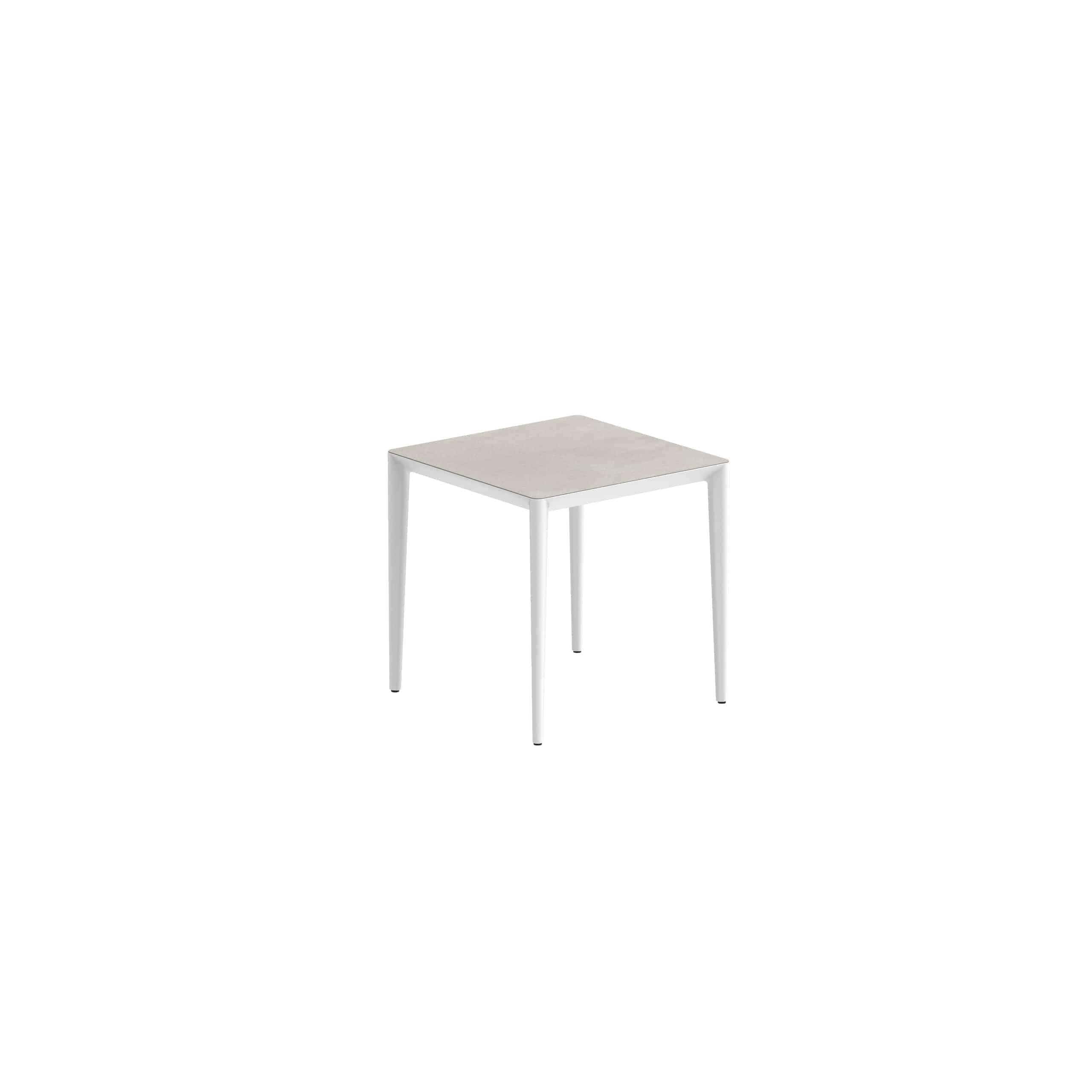 Royal Botania Tafel Gepoedercoat aluminium wit / Bianco Statuario Royal Botania U-nite Tafel 100x90x75cm. Diverse kleuren frames en tafelbladen mogelijk.