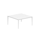 Royal Botania Tafel Gepoedercoat aluminium wit / Wit Royal Botania U-nite Tafel 150x150x75cm. Diverse kleuren frames en tafelbladen mogelijk.