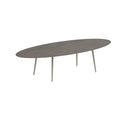 Royal Botania Tafel Royal Botania Styletto tafel 320x140 cm. Verkrijgbaar in 35cm, 50cm, 67cm en 75cm, 92cm en 110cm hoog. Diverse kleuren frames en tafelbladen mogelijk.