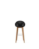 Vincent Sheppard Barstoel Zwart Vincent Sheppard Edgard barstoel met teak poot. Verkrijgbaar in meerdere kleuren.