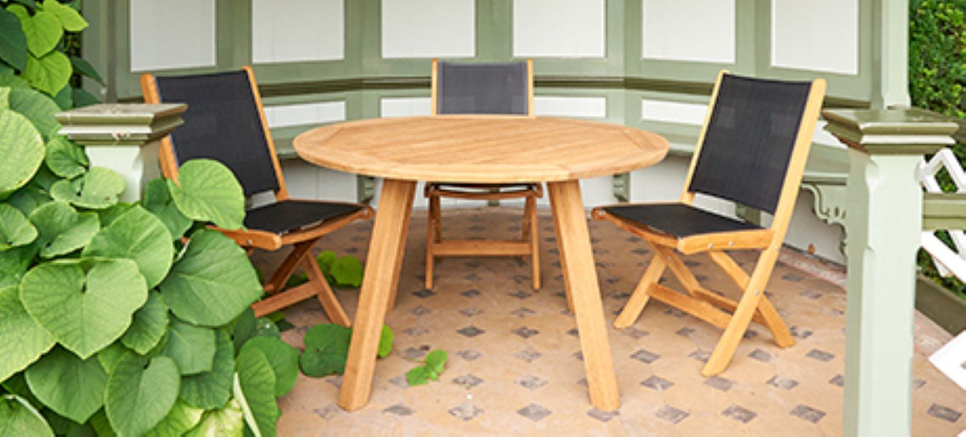 Traditional Teak Diana