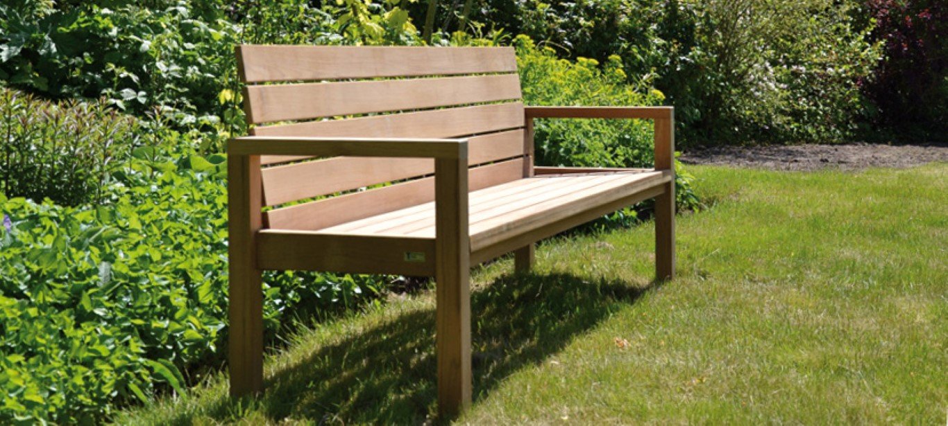 Traditional Teak Maxima