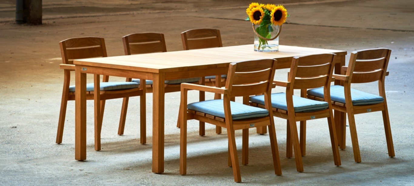 Traditional Teak Floris