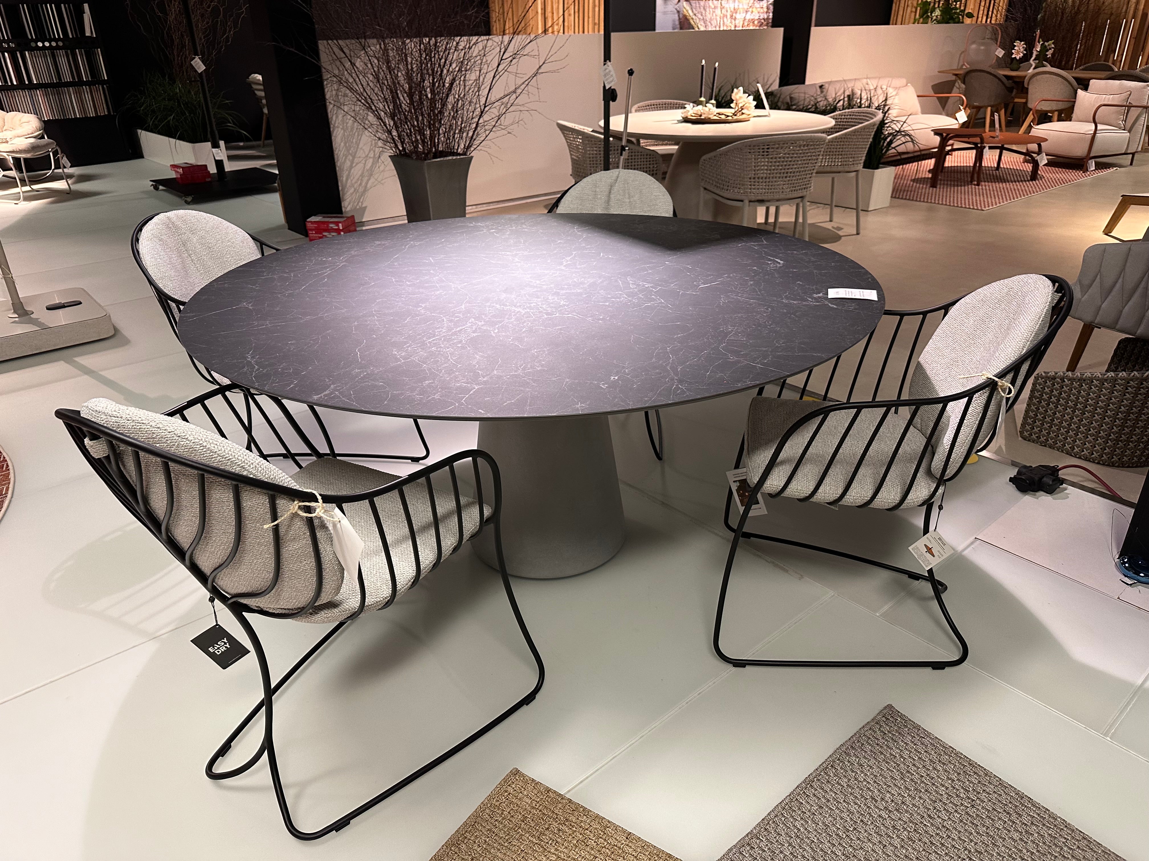 Royal Botania, Conix - Folia diningset showroomaanbieding