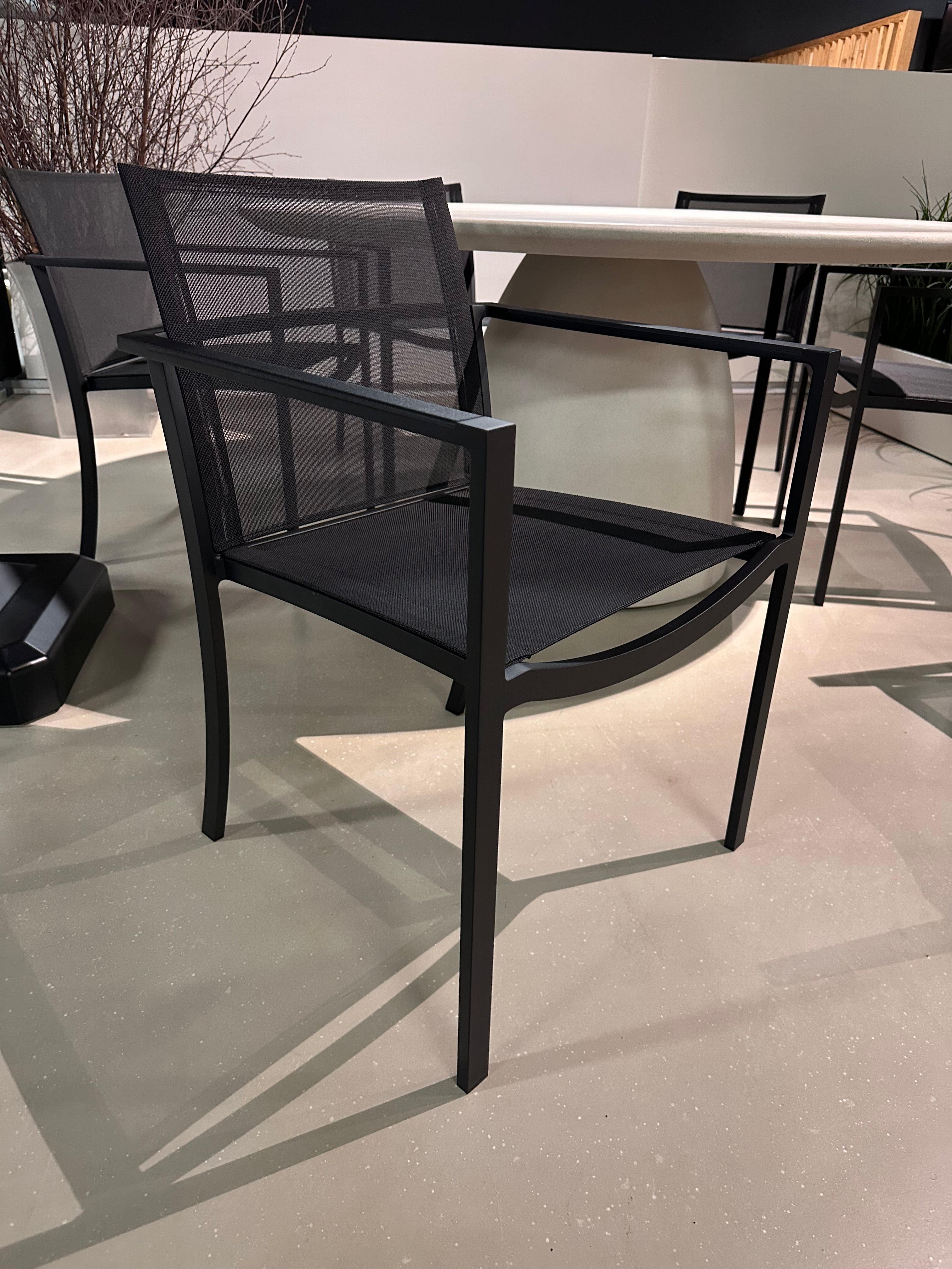 Jati & Kebon, Dome - Royal Botania, O-zon diningset showroomaanbieding