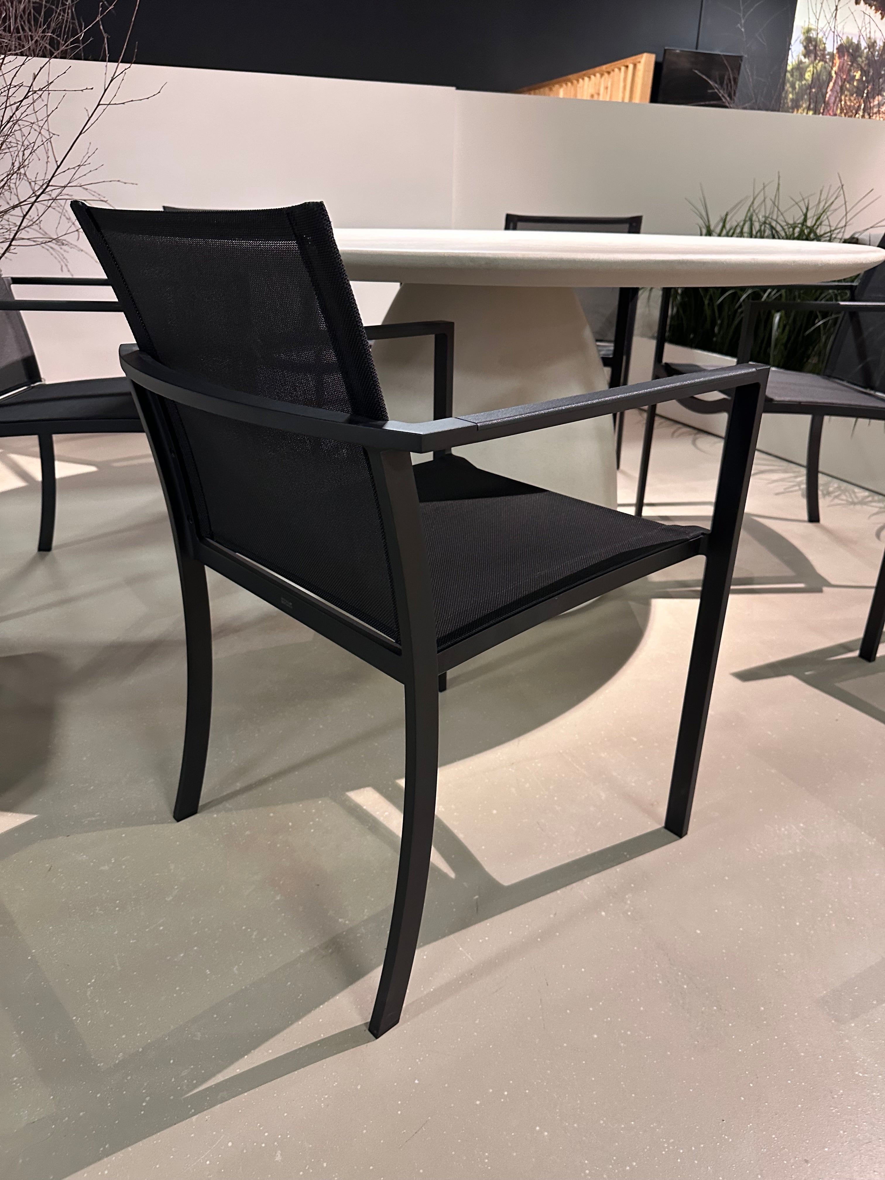 Jati & Kebon, Dome - Royal Botania, O-zon diningset showroomaanbieding