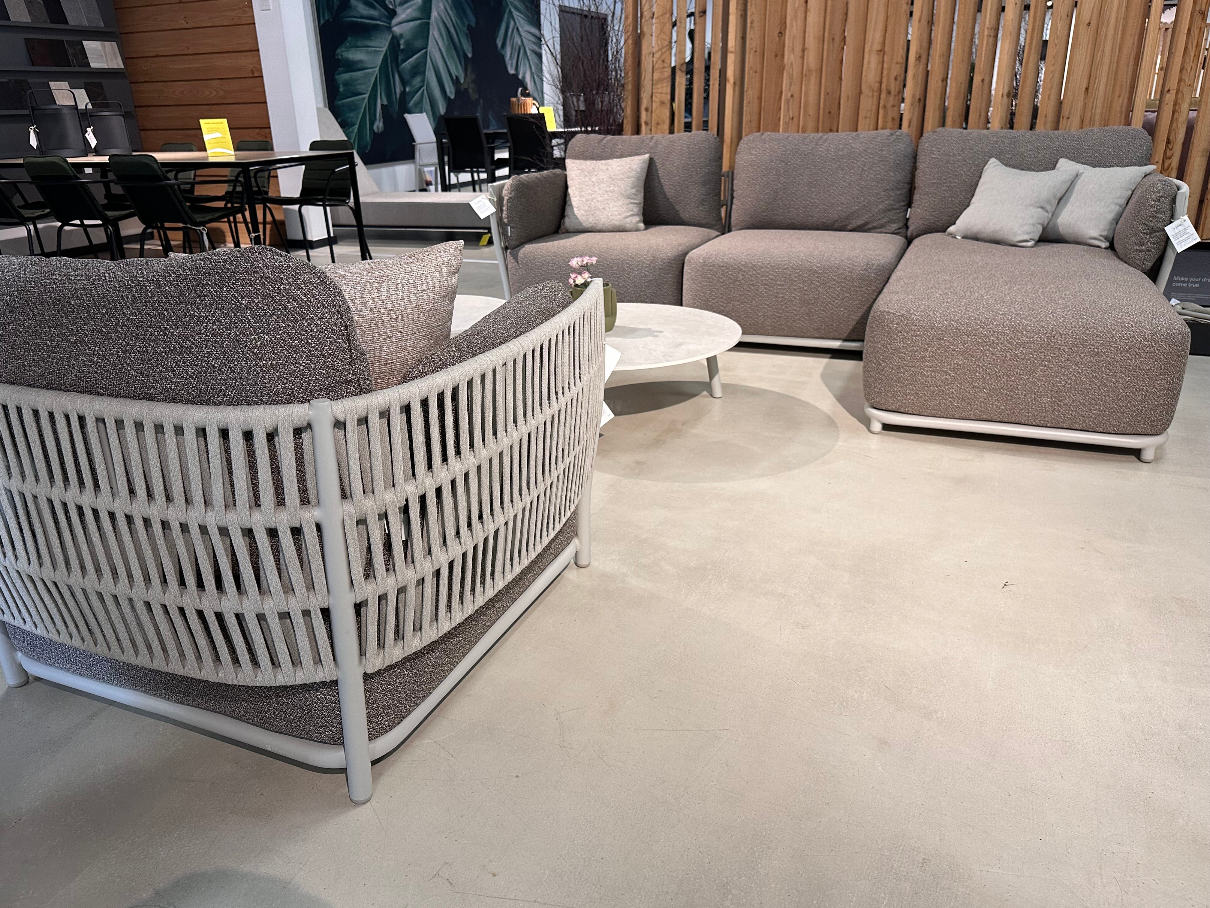 Jati & Kebon, Cala loungeset showroomaanbieding