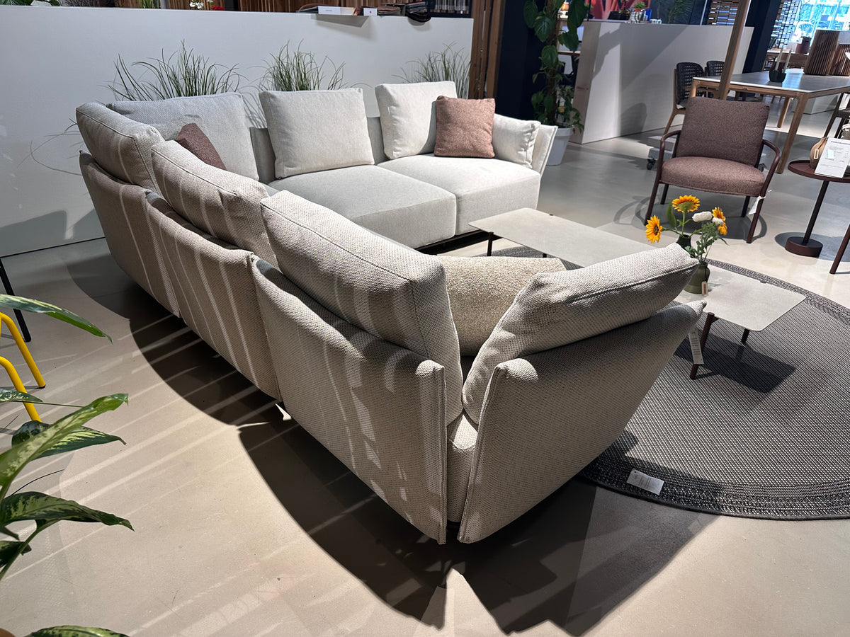 Todus, Kori loungeset showroomaanbieding