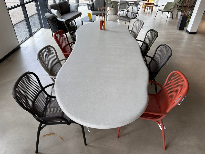 Net-echt, Model organic - Vincent Sheppard, Loop diningset showroom aanbieding