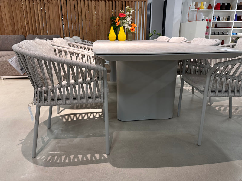 Jati & Kebon, Amorelli - Tofino diningset showroomaanbieding