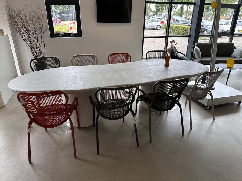 Net-echt, Model organic - Vincent Sheppard, Loop diningset showroom aanbieding