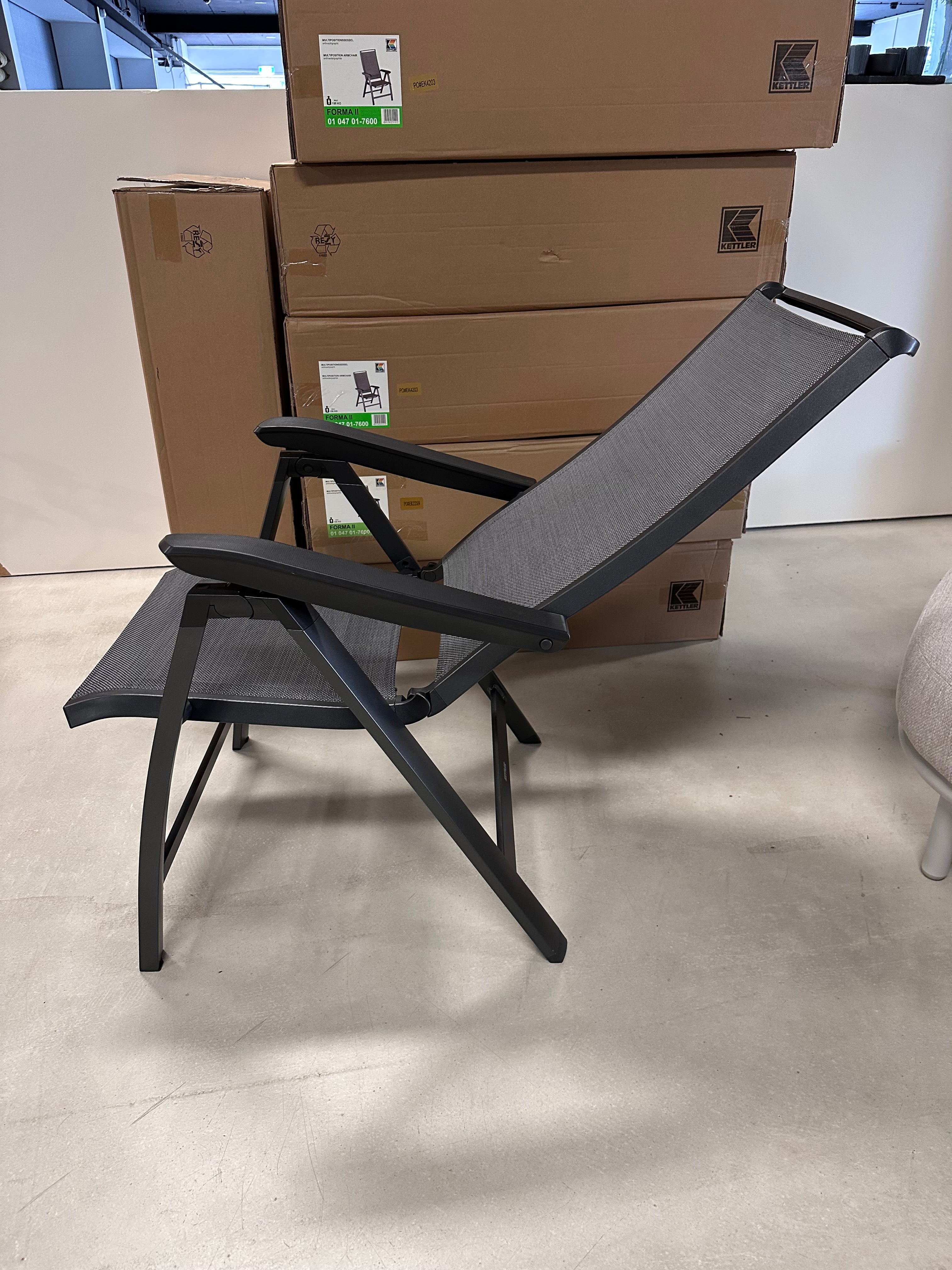 Kettler, Forma II dining chairs showroomaanbieding