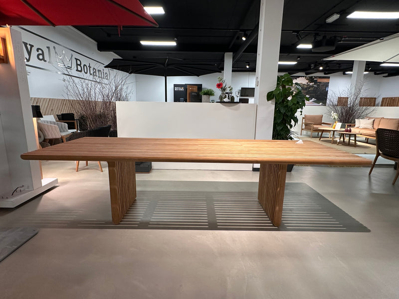 Gloster, Deck diningset showroomaanbieding