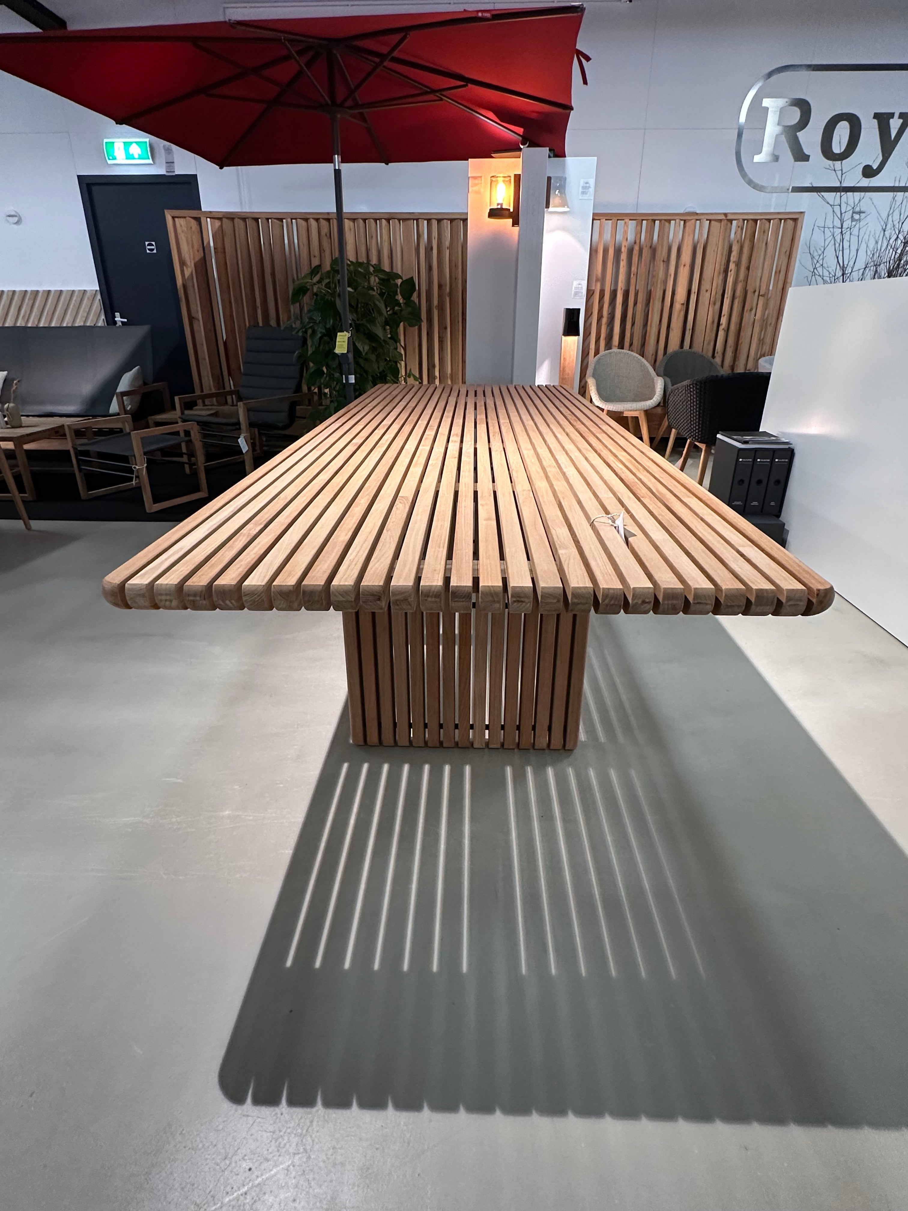 Gloster, Deck diningset showroomaanbieding