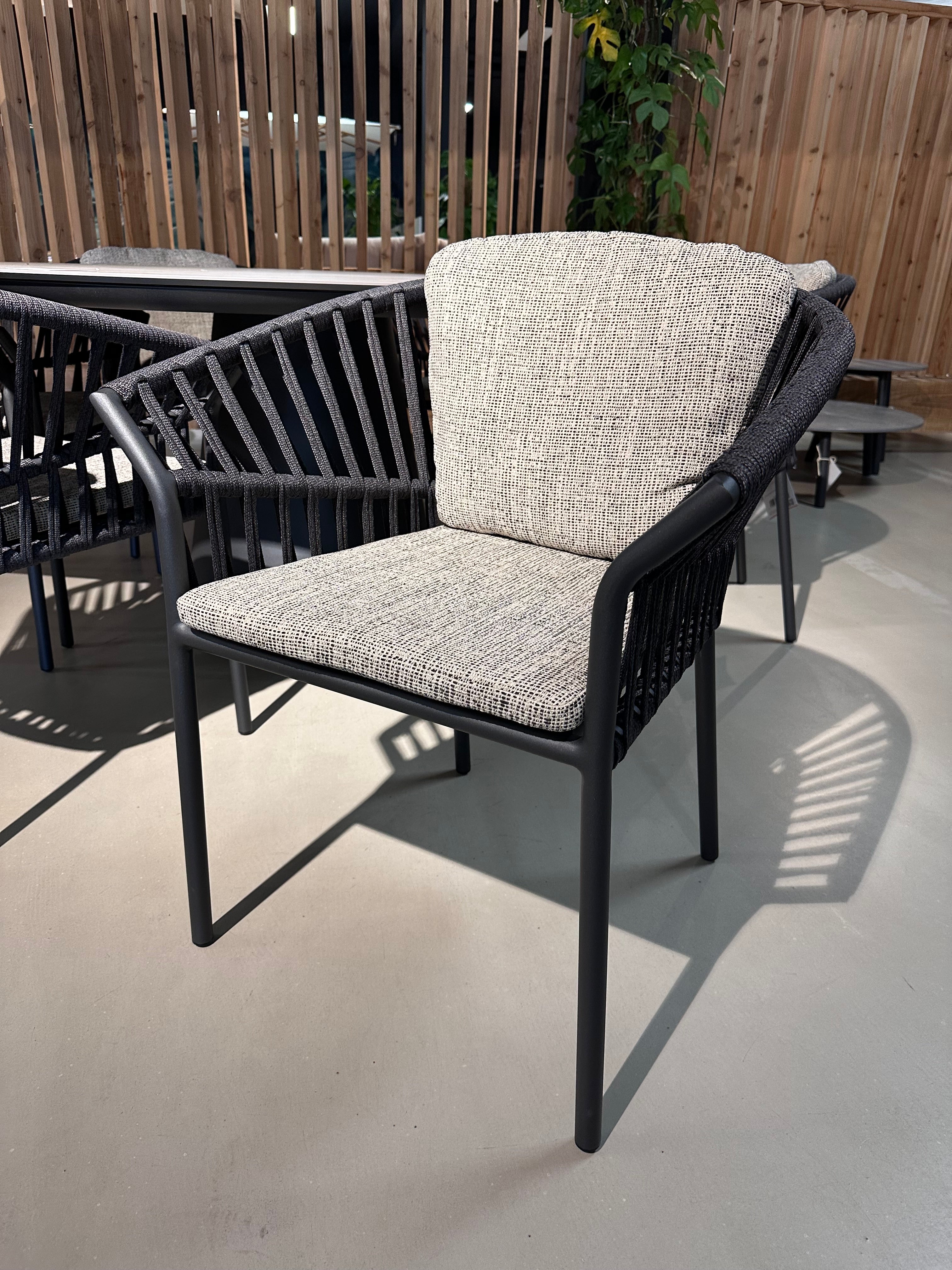 Jati & Kebon, Fortuna - Tofino diningset showroomaanbieding
