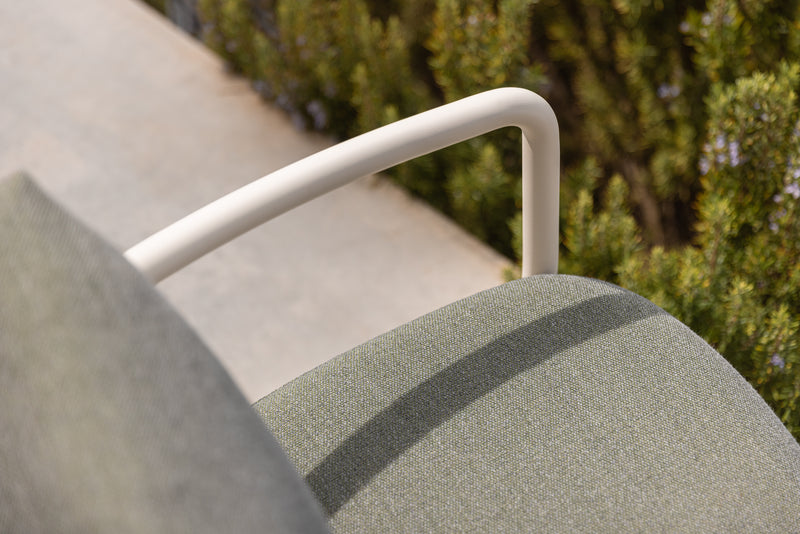 Todus Kori dining armstoel. Meerdere kleuren mogelijk.