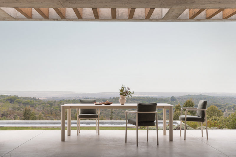 Todus Kori dining armstoel. Meerdere kleuren mogelijk.