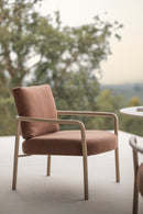 Todus Kori lage armstoel. Meerdere kleuren mogelijk.