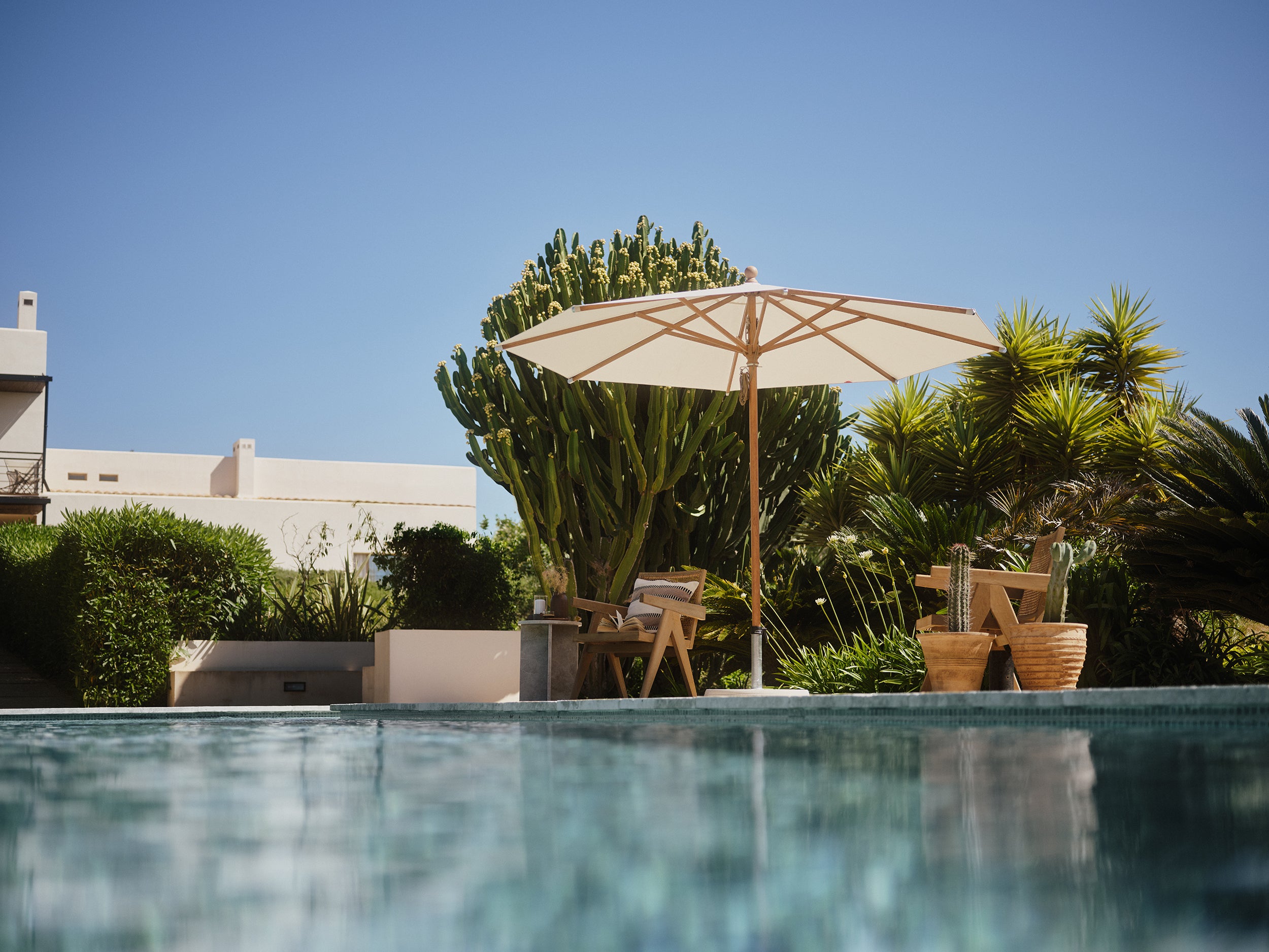 Glatz® Piazza aluminium houtlook stokparasol, in verschillende afmetingen beschikbaar, Keuze uit 66 stofkleuren.