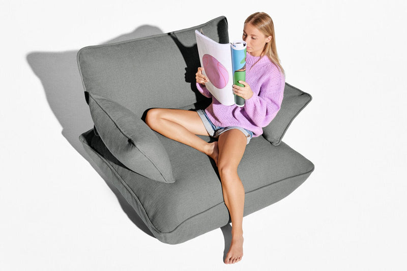 Fatboy Lounge Fatboy Sumo indoor armrest. Verkrijgbaar in de kleuren Limestone, Mouse Grey, Bubble Pink, Honey.