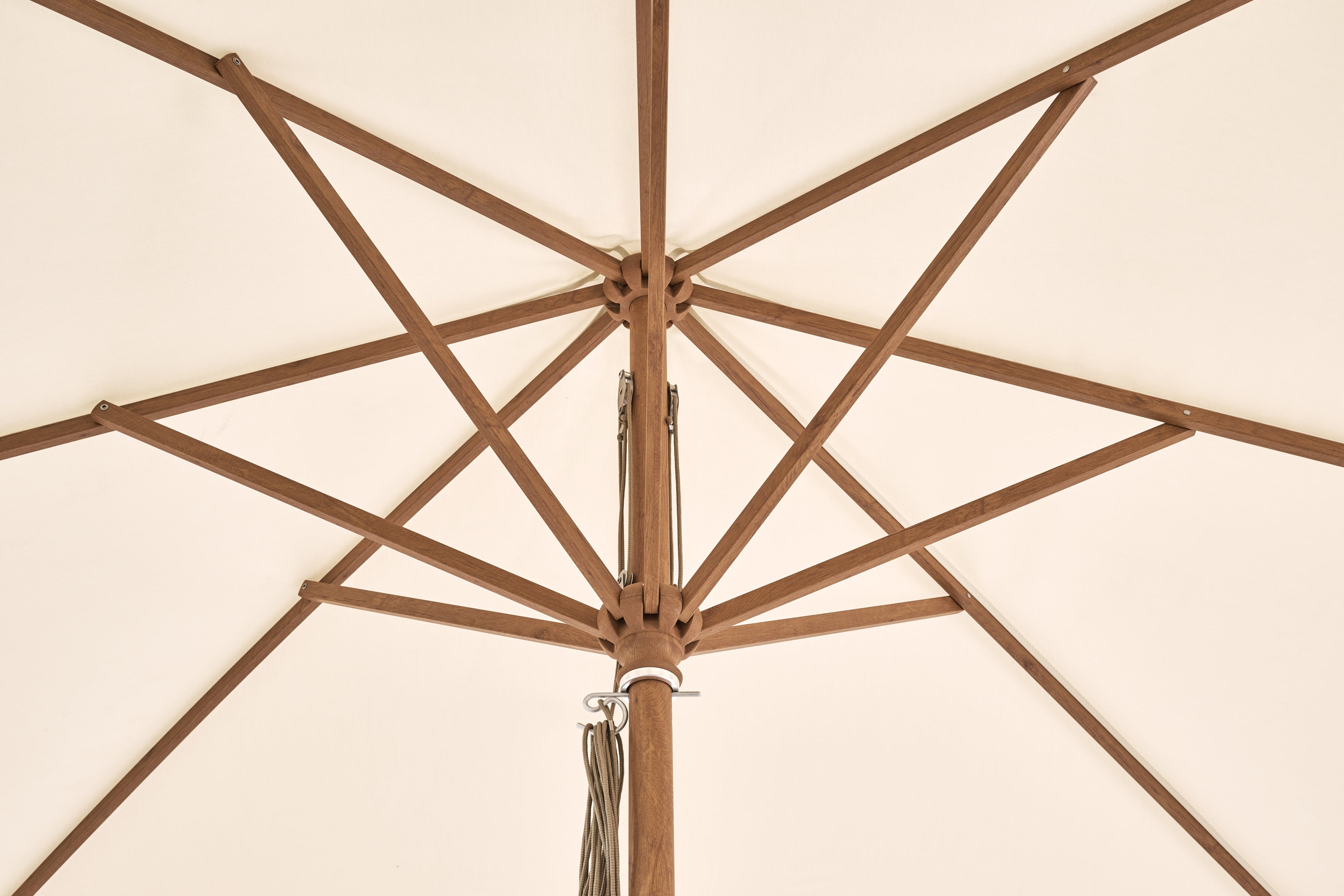 Glatz® Piazza aluminium houtlook stokparasol, in verschillende afmetingen beschikbaar, Keuze uit 66 stofkleuren.
