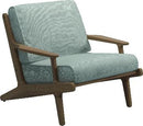 Gloster Bay Loungestoel verkrijgbaar in 3 verschillende soorten stofferingen en een hele range aan kleuren.