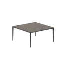 Royal Botania Tafel Gepoedercoat aluminium Antraciet / Terra Marrone Royal Botania U-nite Tafel  150x150x75cm. Diverse kleuren frames en tafelbladen mogelijk.