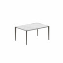 Royal Botania Tafel Gepoedercoat aluminium Brons / Bianco Statuario Royal Botania U-nite Tafel 100x150x75cm. Diverse kleuren frames en tafelbladen mogelijk.