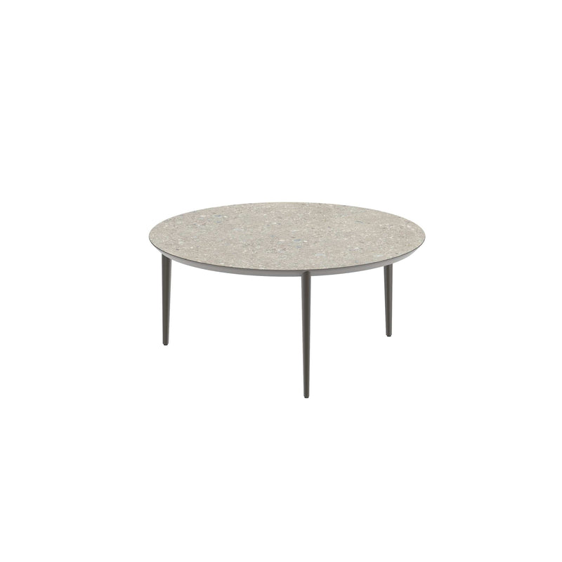 Royal Botania Tafel Gepoedercoat aluminium Brons / Ceppo Dolomitico Royal Botania U-nite Tafel  ø160cm. Diverse kleuren frames en tafelbladen mogelijk.