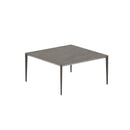 Royal Botania Tafel Gepoedercoat aluminium Brons / Terra Marrone Royal Botania U-nite Tafel  150x150x75cm. Diverse kleuren frames en tafelbladen mogelijk.