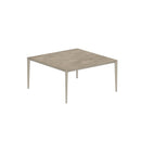 Royal Botania Tafel Gepoedercoat aluminium Sand / Terra Sabbia Royal Botania U-nite Tafel  150x150x75cm. Diverse kleuren frames en tafelbladen mogelijk.