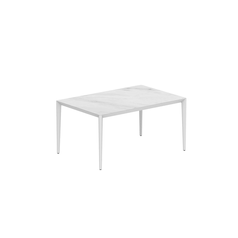 Royal Botania Tafel Gepoedercoat aluminium wit / Bianco Statuario Royal Botania U-nite Tafel 100x150x75cm. Diverse kleuren frames en tafelbladen mogelijk.