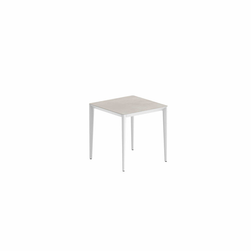 Royal Botania Tafel Gepoedercoat aluminium wit / Bianco Statuario Royal Botania U-nite Tafel 75x75x75cm. Diverse kleuren frames en tafelbladen mogelijk.